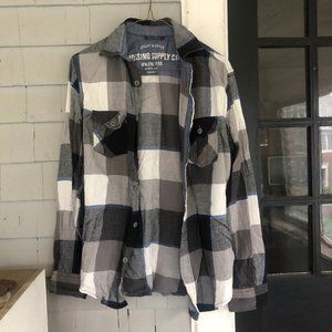 Long sleeve button-up Flannel shirt - Black, blue, and white